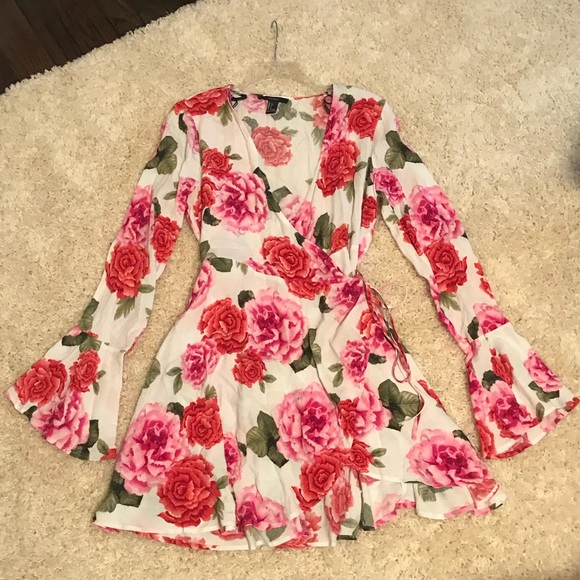 Floral wrap dress - Picture 1 of 1